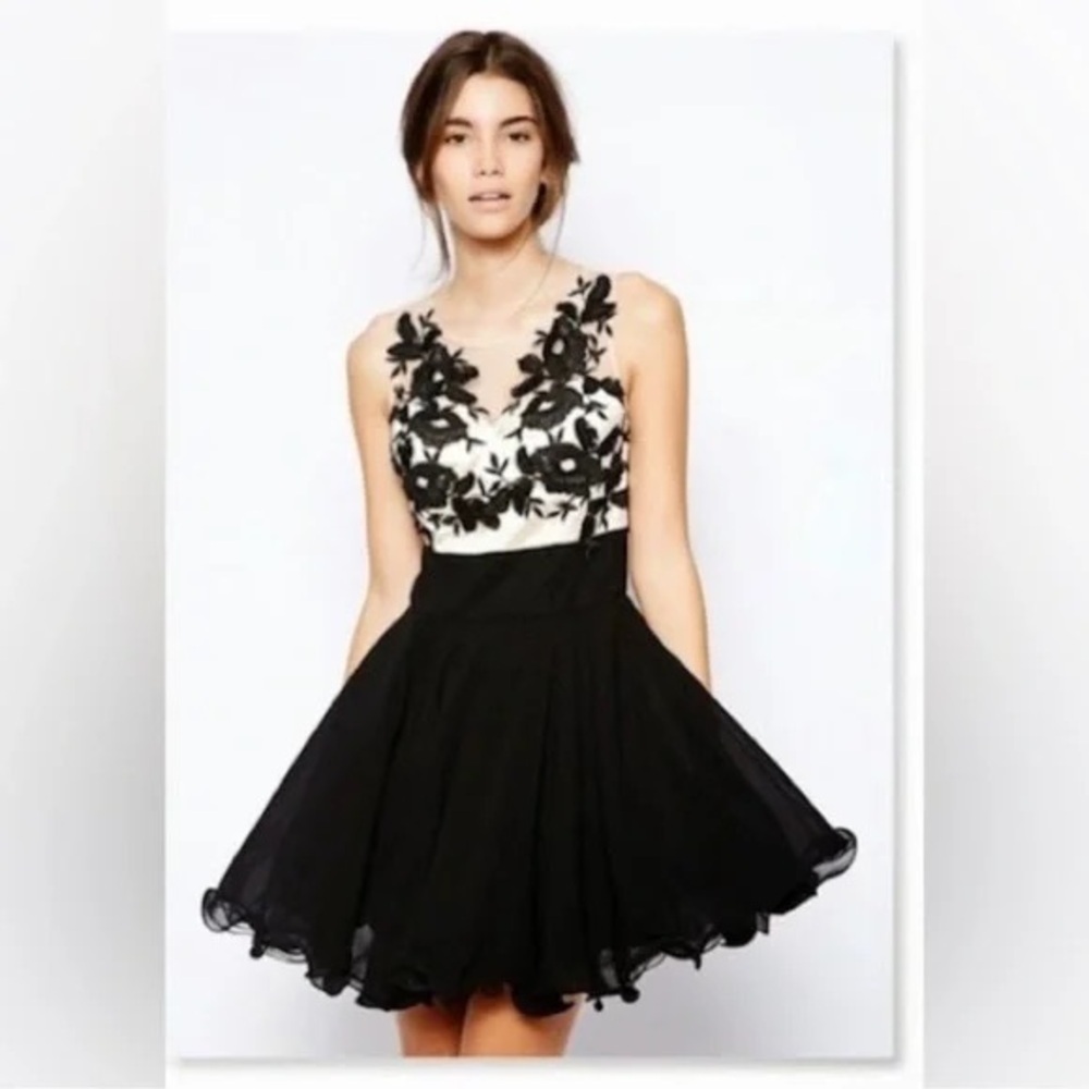Chi Chi London Black & Nude Floral Appliqué Mesh Skater Dress 10 Hoco Wedding